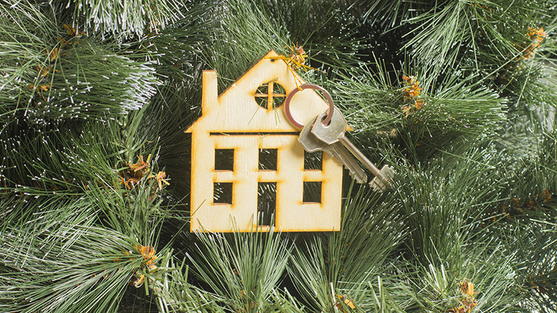 Home and Key Christmas decoration